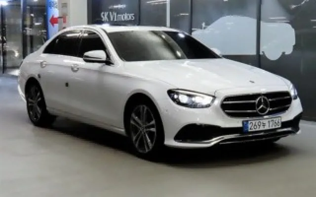 E-클래스 W213 E350 4MATIC 아방가르드 벤츠 2022/04 77,326km