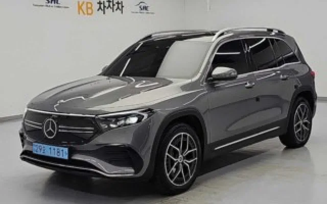 EQB (X243) EQB 300 4MATIC AMG 라인 벤츠 2024/03 58,404km